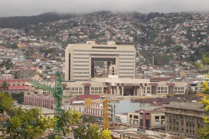 Vista del Congreso Nacional de Chile en Valparaíso